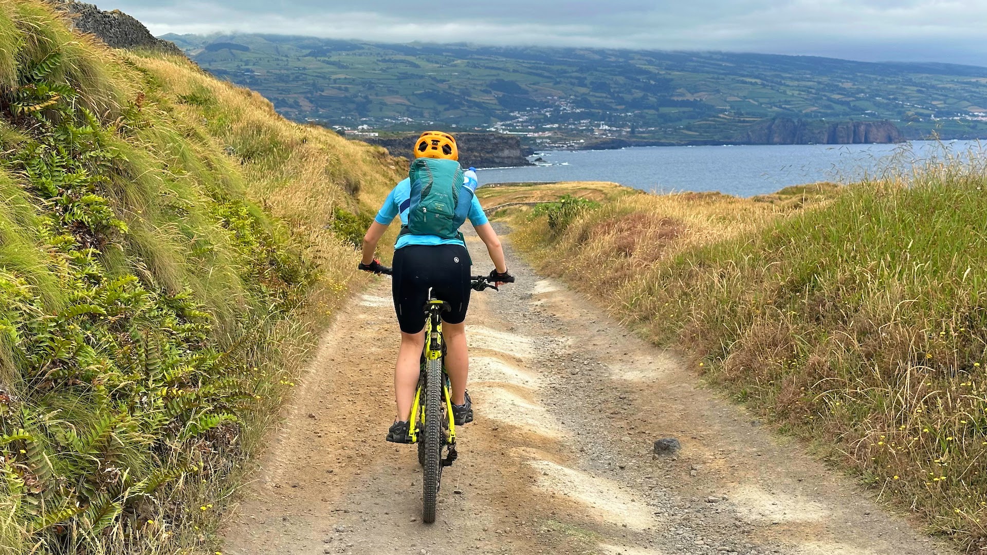 Bicycle tour on Azores