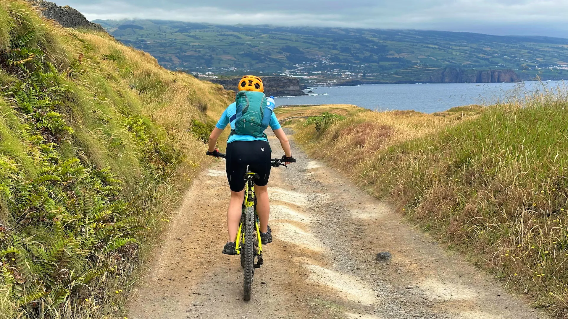 Bicycle tour on Azores